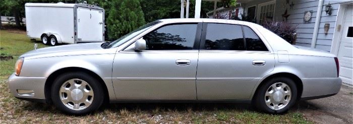 2001 Cadillac Deville 163,000 miles. Extra clean !  Accepting closed bids starting at $2000.  through Saturday, June 12 at 2:00 PM.  (See next 6 pictures)