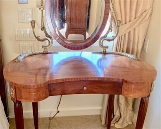 62. Dressing Table w/ Mirror and Brass Detail (39" x 22" x 54")