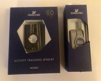 SWAROVSKI Activity Tracking Jewelry