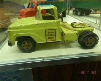 vintage toy trucks