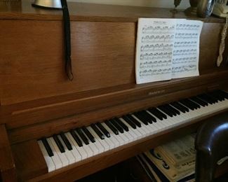 Baldwin Hamilton piano - great condition!