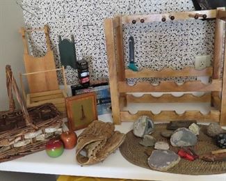 Wine Rack - Rocks - Decor