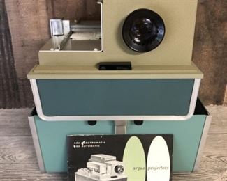 Vintage Argus Slide Projector with Case & Manual