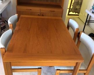 Bova Teak Table wChairs