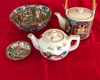 Ornate Japanese Porcelain Tea Pots Serving Bowls