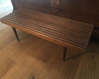 mid century coffee table  really nice condition  