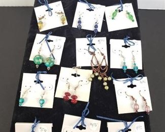 15 pairs of earrings