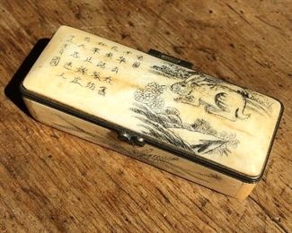 Carved Chinese trinket box