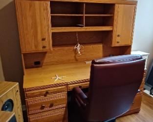 2 piece Office Desk and Leather Chair