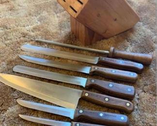 Tommer knife set