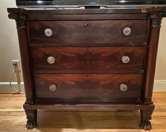 Empire Dresser