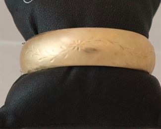 14K YG Floral Design Cuff Bracelet