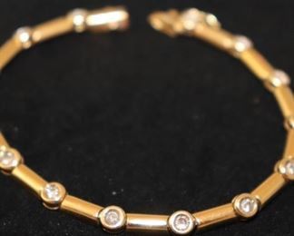 18K YG Diamond & Link Bracelet With 14 Diamonds Set In Gold Circles Between Links