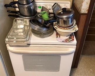 Spectra electric stove $50