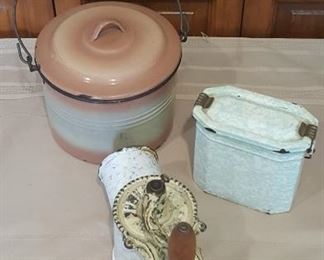 Granite ware pieces
