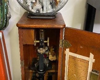 Microscope with case, China dogs