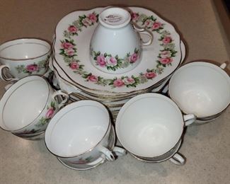 $30, Coldough 10 piece luncheon set