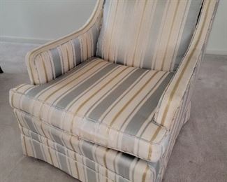 $40.00, Henredon down chair 