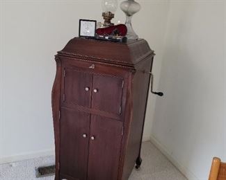 $150.00, Victrola VG condition