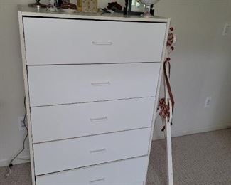$25.00, white dresser