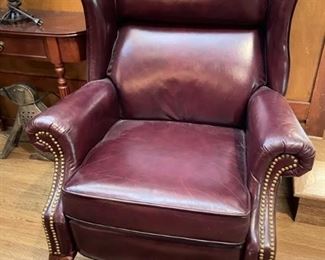 Elegant Leather Recliner / Chair