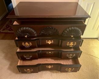 Hickory American Masterpiece Collection Chippendale Chest