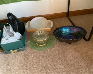 Depression, Carnival Glass & Pyrex 