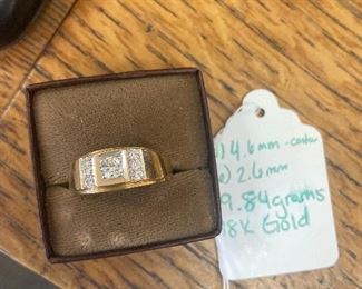 Men’s 18KT Gold Diamond Ring 