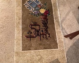 #144	Hand-knotted Silk Rug  Tan/Beige w/Fern Stand w/2 roses Design   24x50	 $75.00 

