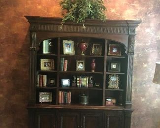 Ethan Allen Bookcase
