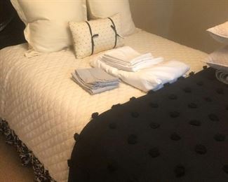 Bedding  only on this bed
The bed itself is not for sale