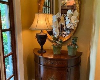 Ethan Allen demilune table and carved wood guild mirror