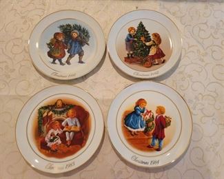 4 Avon Christmas Plates