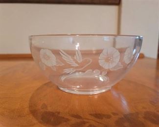 Avon Crystal Hummingbird Serving Bowl