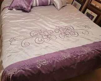 Queen Size Comforter Set~ 7 PC. Set