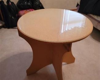 Round Accent Table~ Just add your own tablecloth