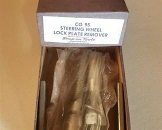 Snap On CG95 Steering Wheel Lock Plate Remover