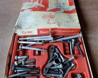Snap~on Harmonic Balancer Puller Set
