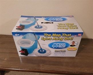 NEW Hurricane Spin Mop