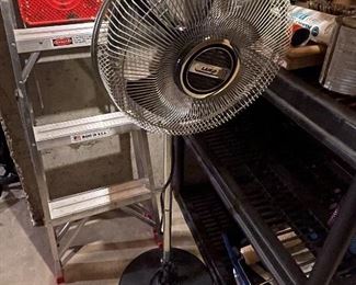 Fan with stand 
