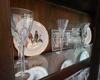 Crystal glasses and serving trays / decanters 