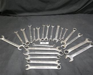 22 Craftsman Wrenches
- Open Crescent Hex Wrench 5/8 & 11/16
- Notched & Boxed Wrench 1/2
- Open Crescent 1/2 & 9/16
- 7 Combination 12 point Open 9/16 Wrenches
- 3 Open Hex 1/2 & 9/16
- Combination 12 Point 7/16
- Combination Hex 7/16
- Combination Notched & Box 3/8
- 4 Combination 12 Point 3/8
- Combination Notched & Boxed 5/16
- Combination 12 Point Boxed End 11/32
