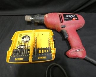 Skil Electric Drill & DeWALT Drill Bits
-Skill 4.5 amp Electric Drill
-7 Misc. DeWalt Drill Bits