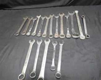 18 Wrenches between 9/16 & 1- 1/4"