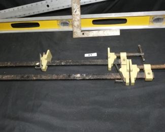 Wood Clamps, Level, Squares
-2- 22" Wood Clamps
-4' Level
-50" T Square
-L Square