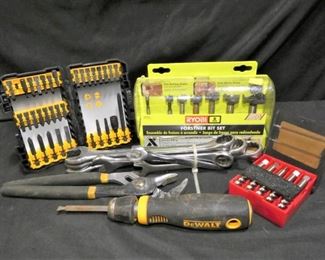 Bits, Drivers and More
-Ryobi 7 piece Forstner Bit Set
-33 Piece Dewalt Screwdriver Bit set
-Dewalt Driver
-6 Wrenches 12 point
-13", 15", 17", 21", 22", 24"
-5 Unused Cleveland Twist Drill Bits 3/8-16
-Stanley Adjustable Wrench