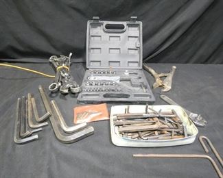 Alan Wrenches and Combination Wrenches & Sockets	
- Socket & Screw Driver Set
- Vice Grips
- Small Adjustable Wrench
- 40+ Allan Wrenches All Sizes