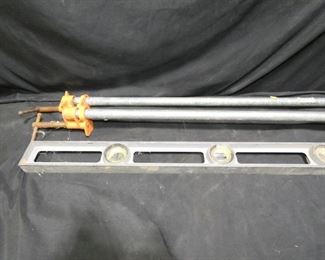 Two 5' Pipe Clamps and & 30" Level	
- 2 5' Pipe Clamps
- 30" Level