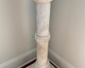 24. Vintage Alabaster Pillar (3.5')