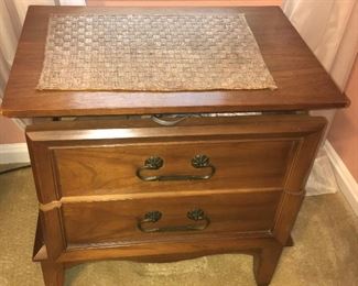 Nightstand that goes with dresser